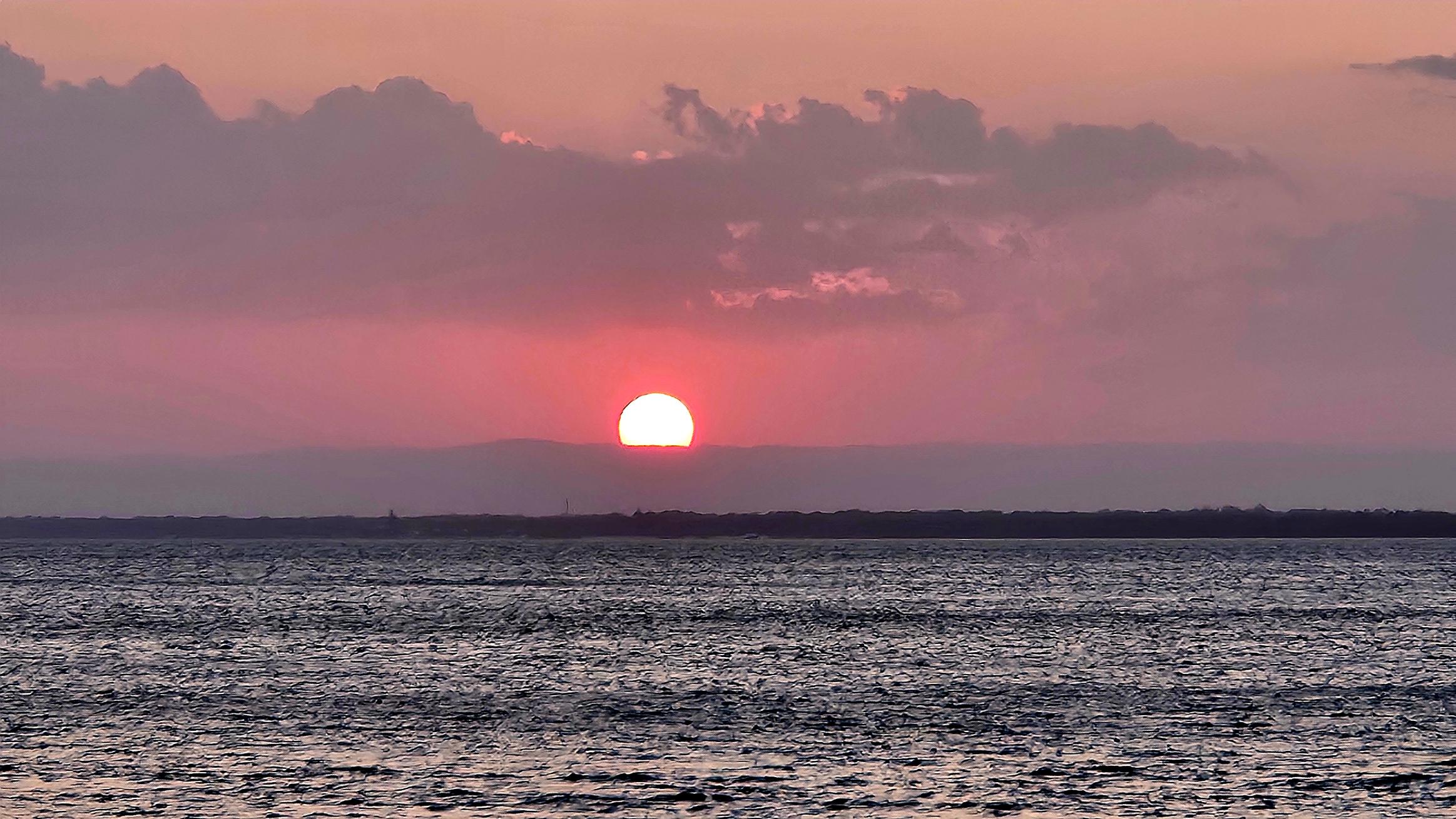 Bongaree last light 6:47pm
